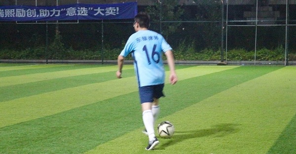 2-1P9201S140256.jpg